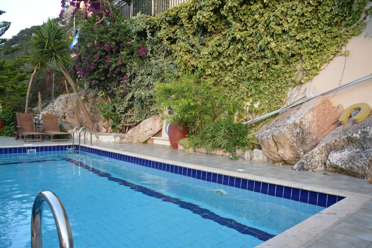 Aristotelis Apartments Frikes Exterior photo