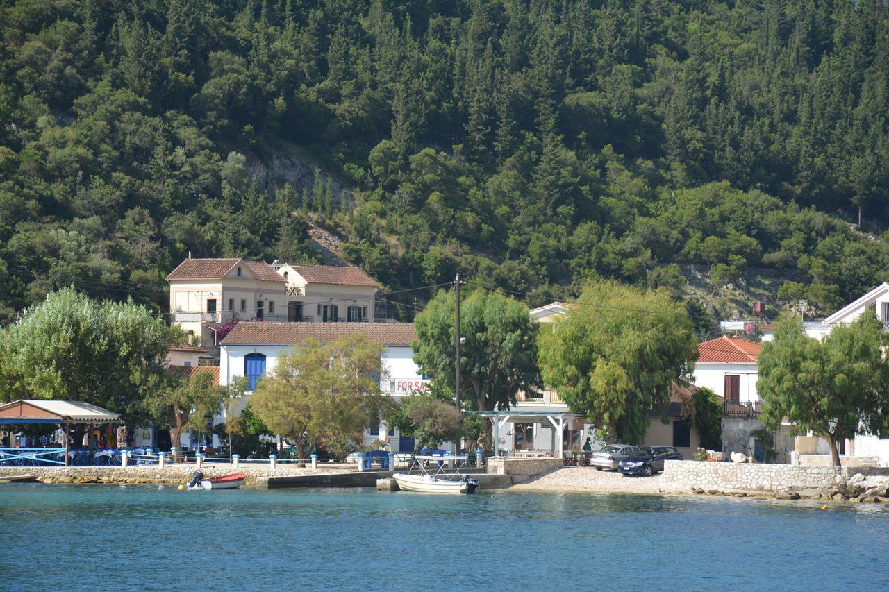Aristotelis Apartments Frikes Exterior photo